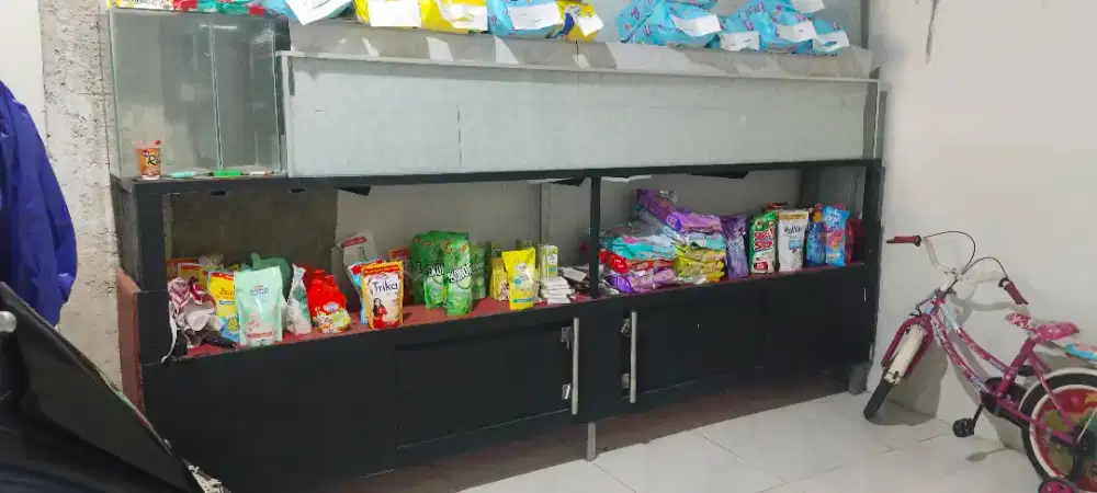 meja + aquarium 3 meter