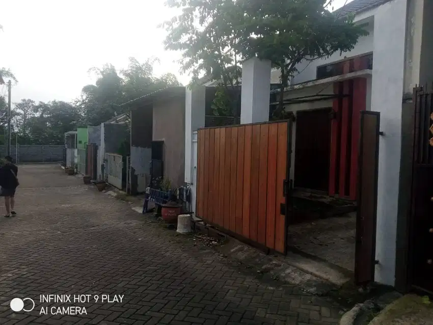 Dijual segera rumah Type 36/72 bersama isinya