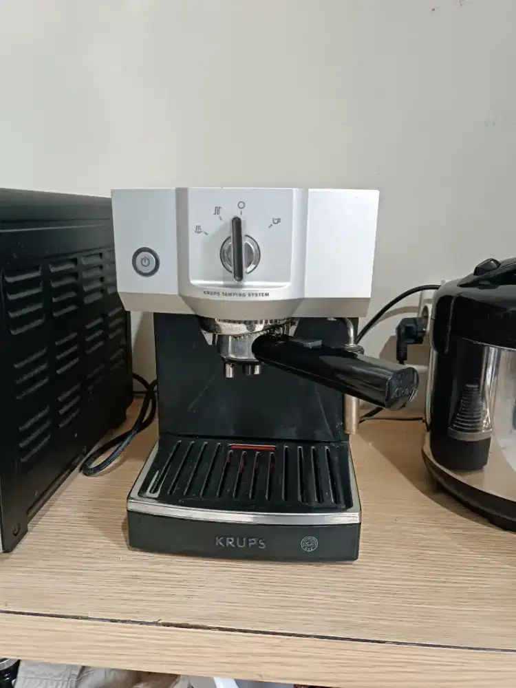 KRUPS Mesin Kopi Espresso Pump Machine XP 5620 Jarang Dipakai