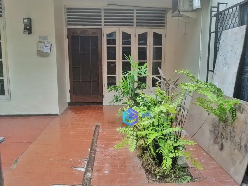 HARGABAWAHNJOP  RUMAH LAMA 1 LANTAI COCOK UNTUK KOST / RUMAH TINGGAL