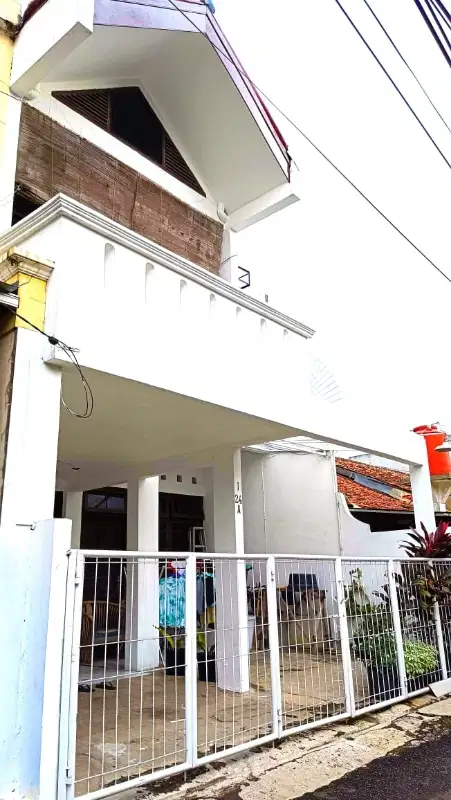 Rumah murah cantik asri siap huni di Cilandak Jaksel