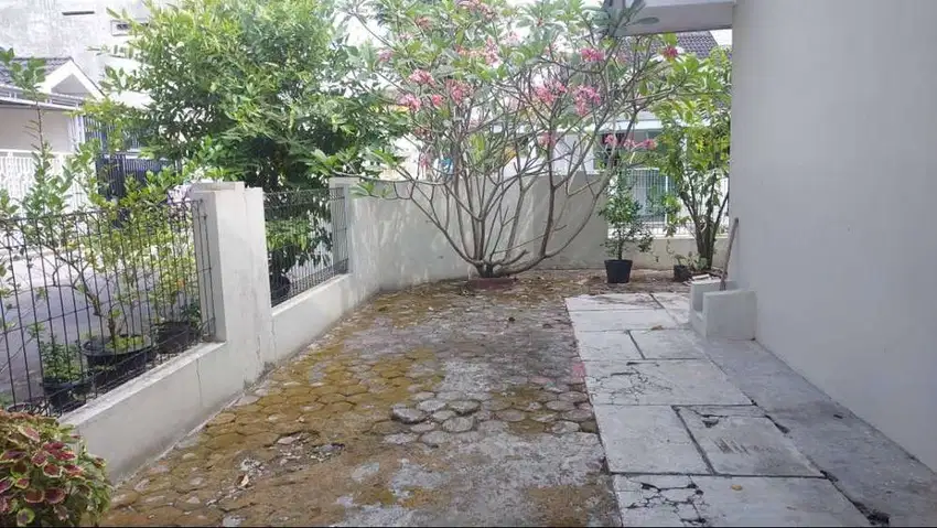 Rumah Cantik 150 m2 di Grogol, Sukoharjo, Solo