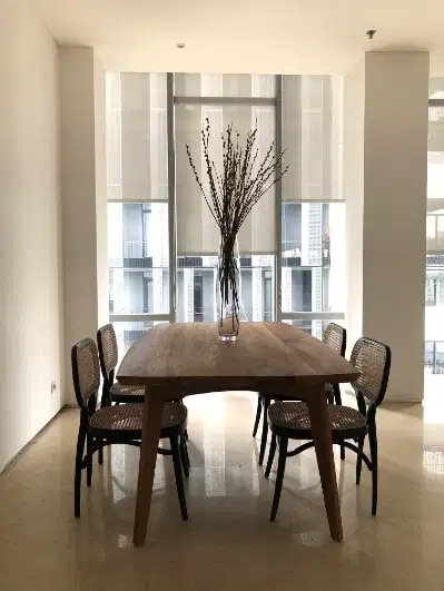 DISEWA APARTEMEN SENOPATI SUITE 2, Uk 135 sqm 2br Furnished At Jaksel