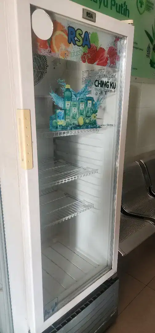 Showcase RSA kulkas minuman