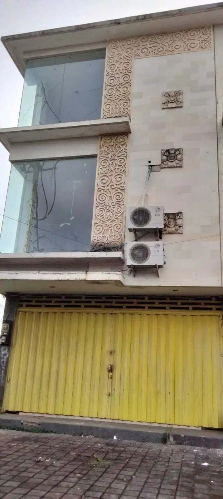 Disewakan Ruko 3 Lantai Renon