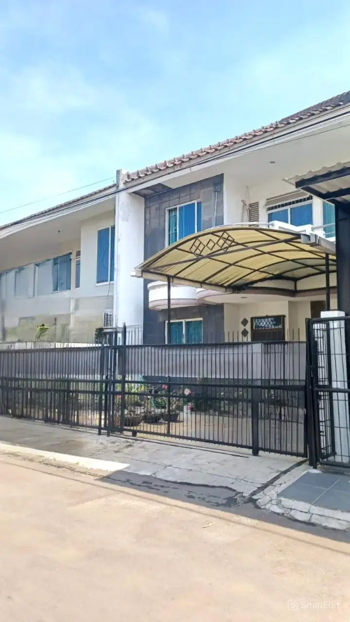 Rumah 2lt 8x15 120m type 4KT Taman modern Cakung Jakarta Timur