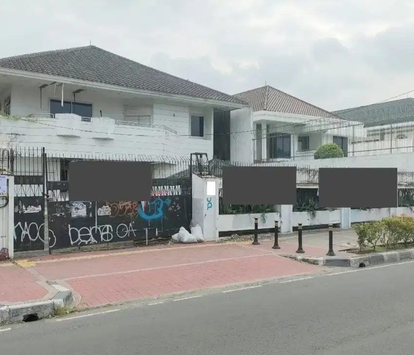 Rumah usaha disewakan lokasi strategis Danau Sunter Raya Jakarta