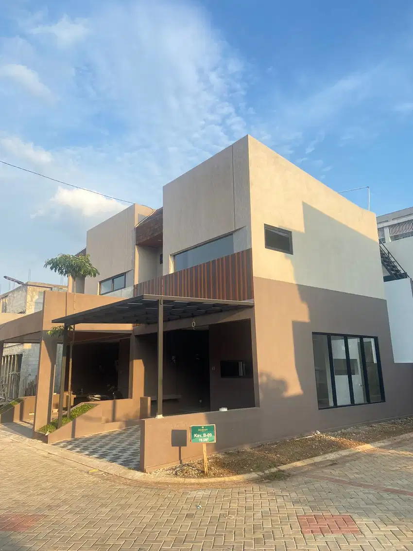 Rumah 2 Lantai dengan Penawaran Istimewa