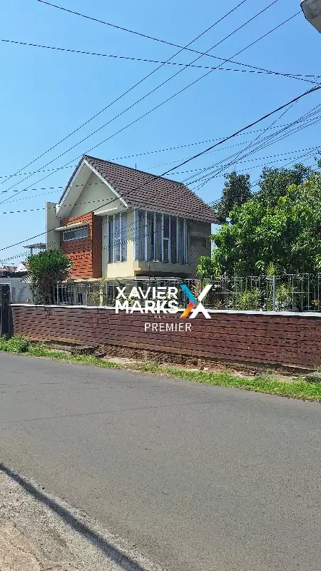 DIJUAL RUMAH CANTIK 2 LANTAI DI GPA KARANGPLOSO MALANG