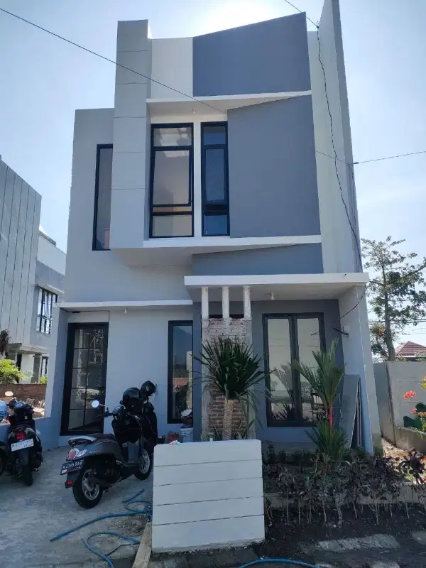 RUMAH 0 JALAN  SIAP HUNI DEKAT UMM DAN BATU