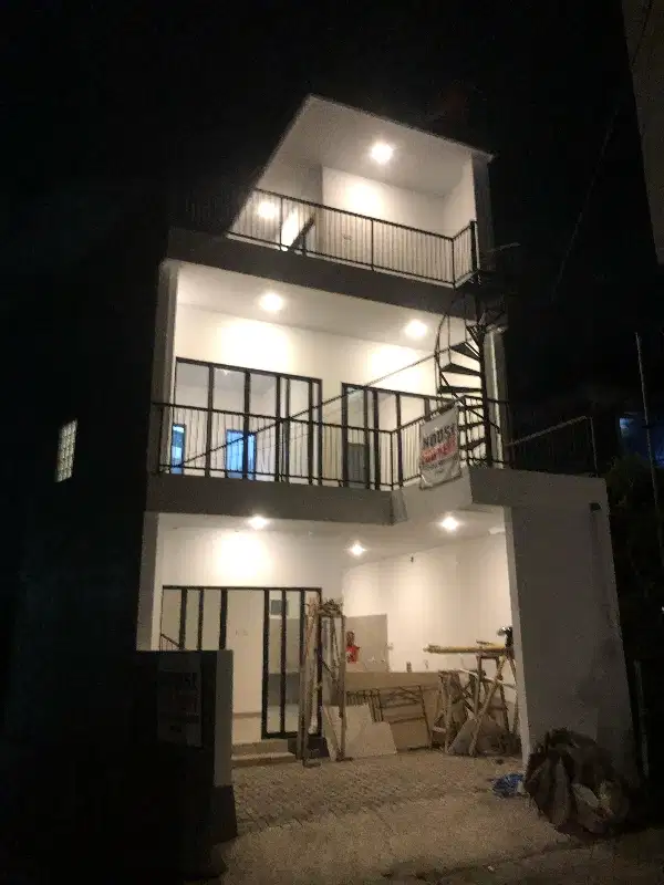 Rumah baru siap huni hanya 5 menit ke pantai berawa canggu