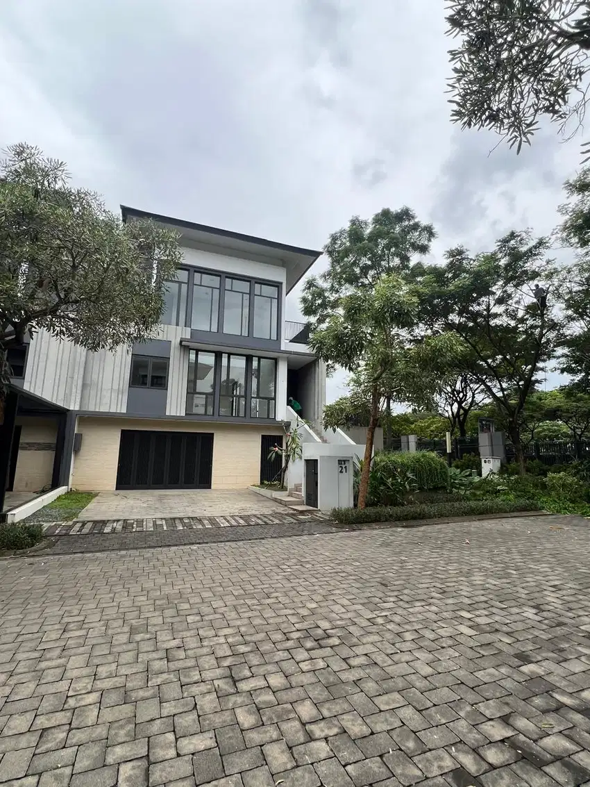 Di Sewa Rumah Lakewood Navapark BSD City