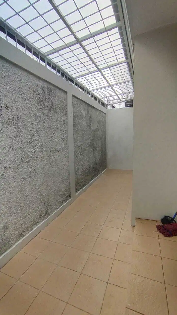 Rumah 2 Lantai Siap Huni Strategis dekat Fasum diBintaro Sektor9.16174