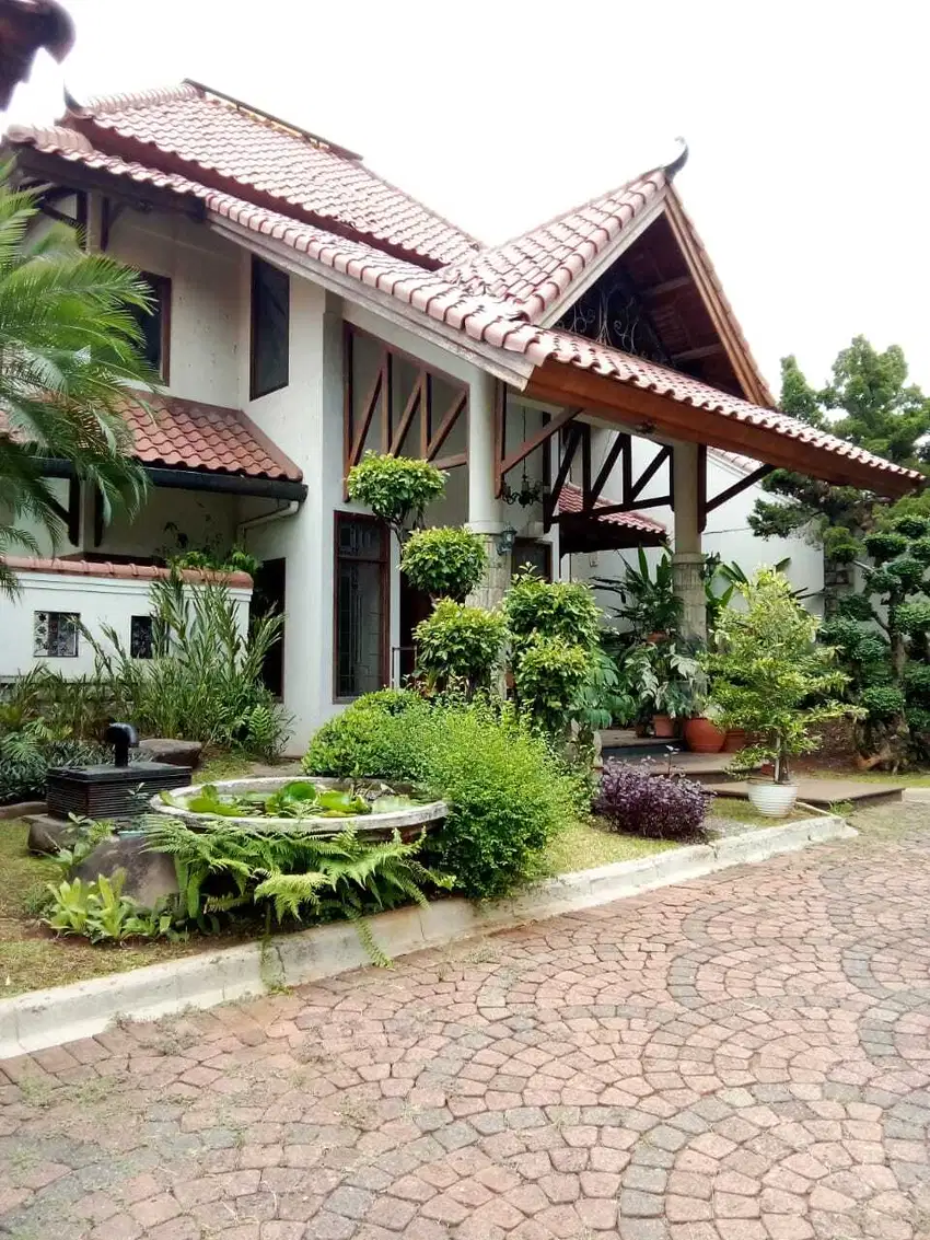 HOT SALE! DIJUAL RUMAH LUAS UNTUK BERKUMPUL JAMAAH