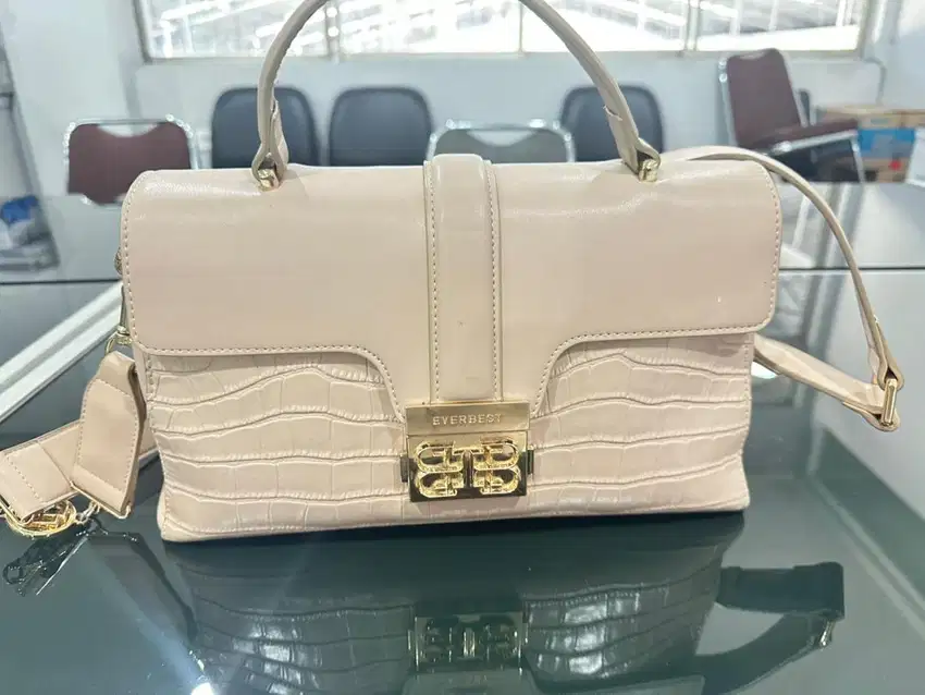 Preloved tas everbest