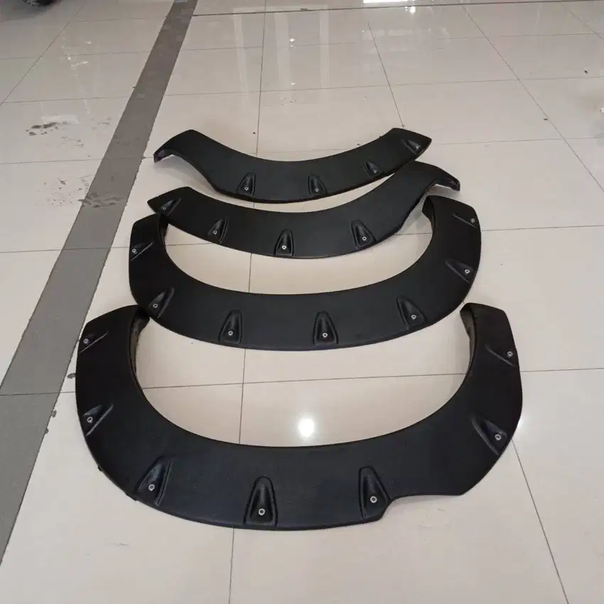 Over fender toyota hilux double cabin