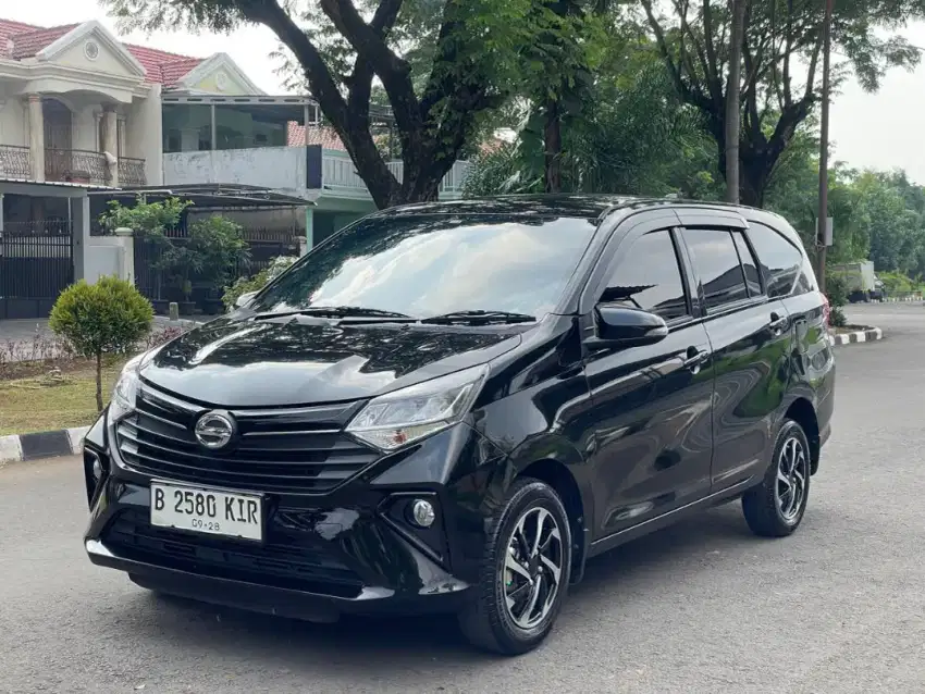 Sigra 1.2 R AT 2023 Hitam Metalik  (NEGO SAMPE JADI)