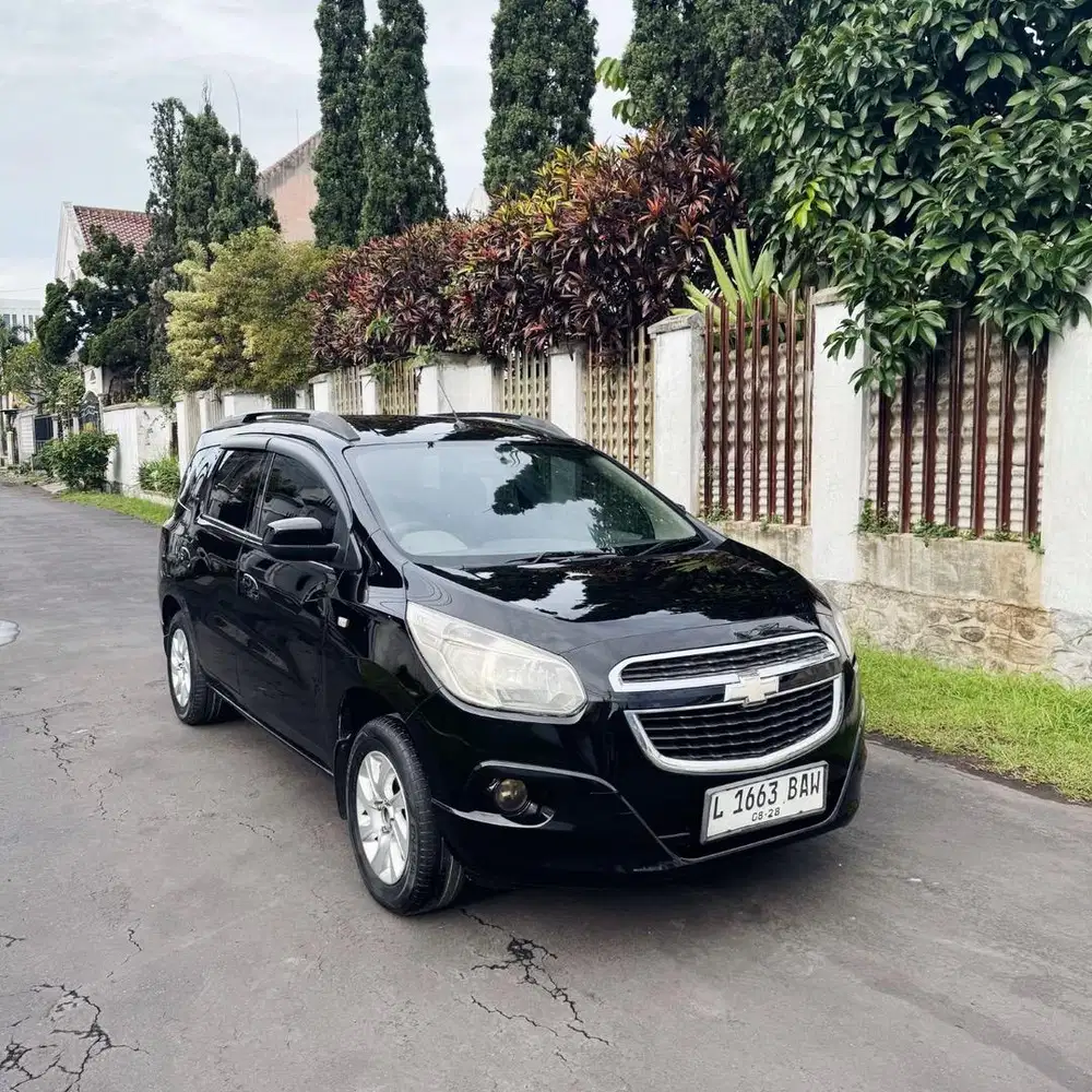 Chevrolet Spin 1.5 LTZ AT Pajak hidup Full Ori Siap pakai
