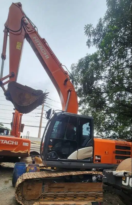Dijual Excavator Hitachi ZX200-5G Tahun 2022