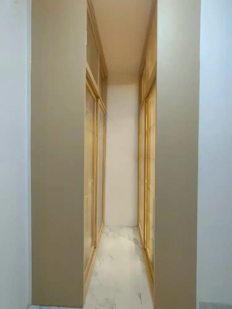 Lemari pakaian susun pintu sleding kaca