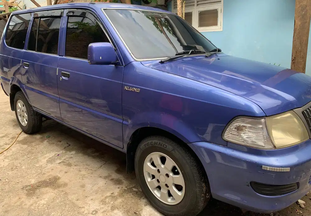 Toyota Kijang 2002 Bensin