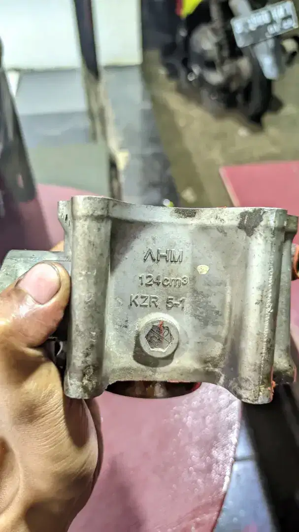 Blok head Vario 125 KZR