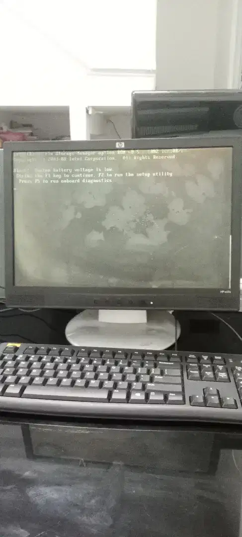Monitor hp 17 inci layar minus