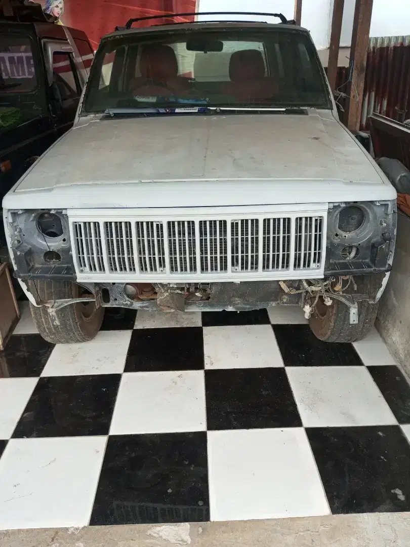 Cherokee jeep bahan