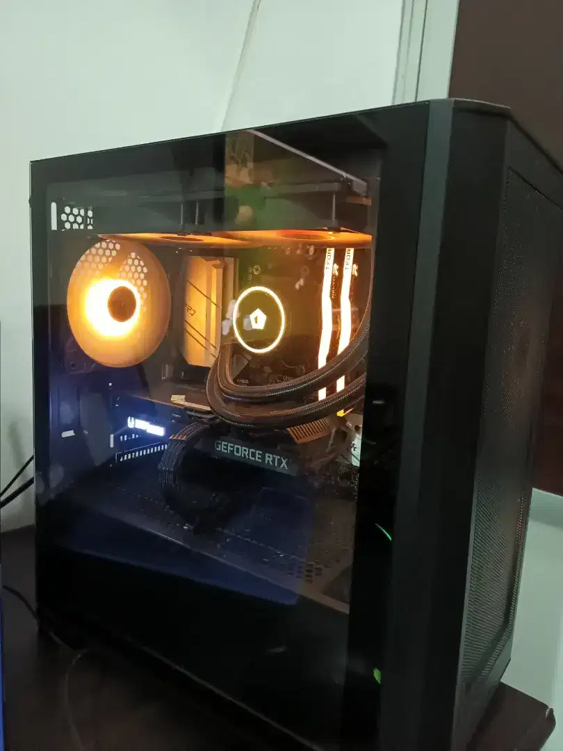 PC UNTUK GAMING, EDITING , STREAMING nego chat saja