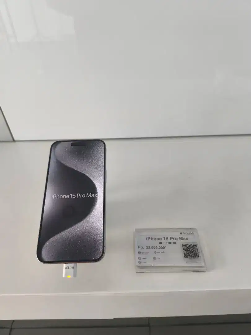 Iphone 15 pro max 256,512,1b