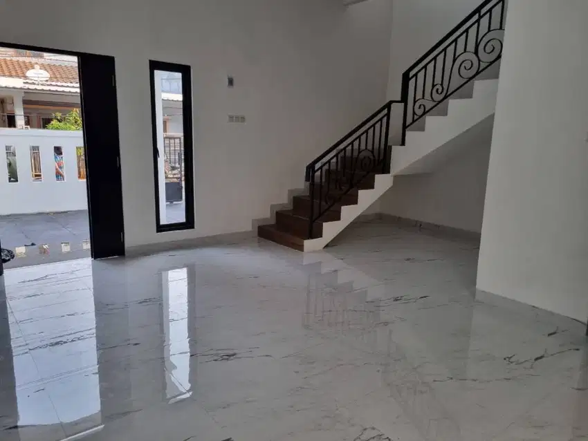 Dijual Rumah Cantik Nyaman di Harapan Indah, Bekasi