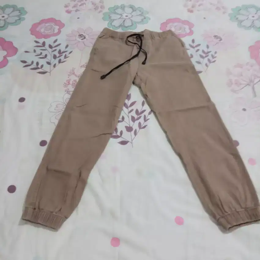 Celana Jogger R2 Pria Coklat Size L Men