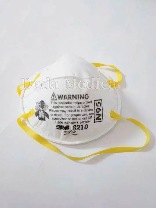 Masker N95 8210 Dust Mask 3M Particulate Respirator Box