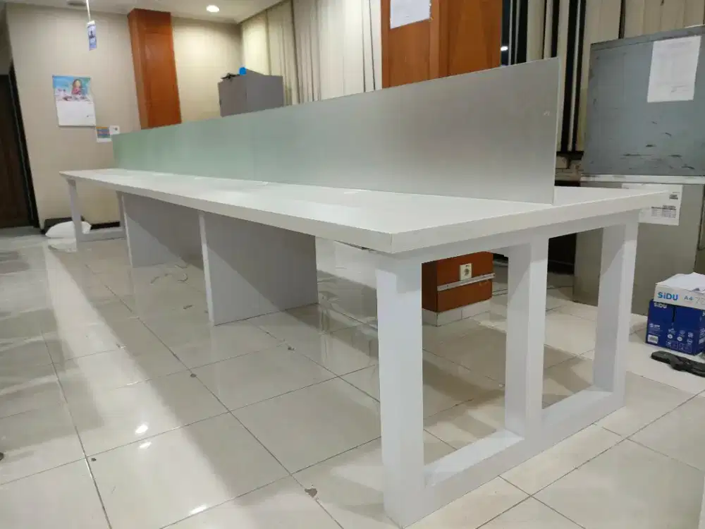 Meja kerja meja kantor meja panjang custom