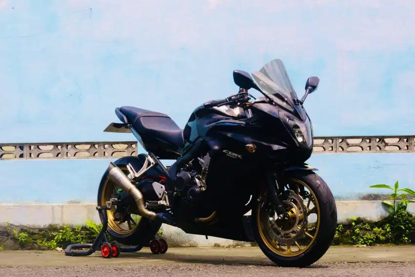 Honda CBR650F ABS like new ZX6R Z900 GSX600 Z1000 sugomi