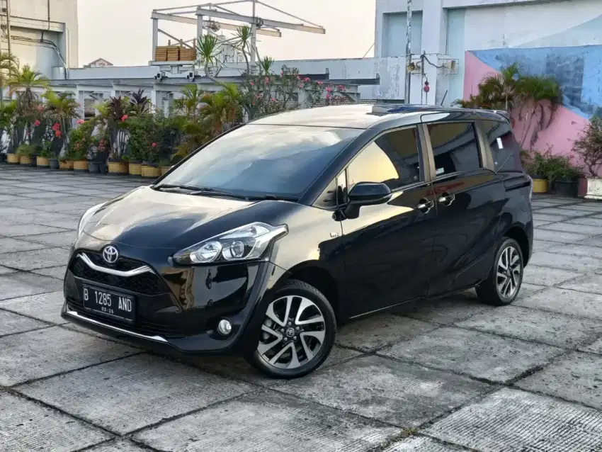 (KM30RB) TOYOTA SIENTA V 1.5 AT 2021/PAJAK 2-2026