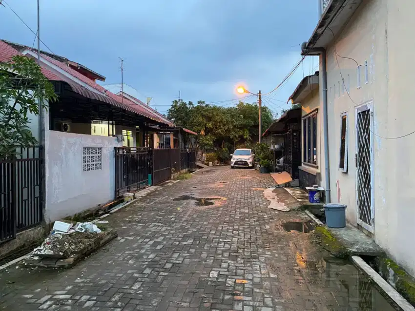RUMAH SECOND  JL Garu III Perumahan Citra Harjosari