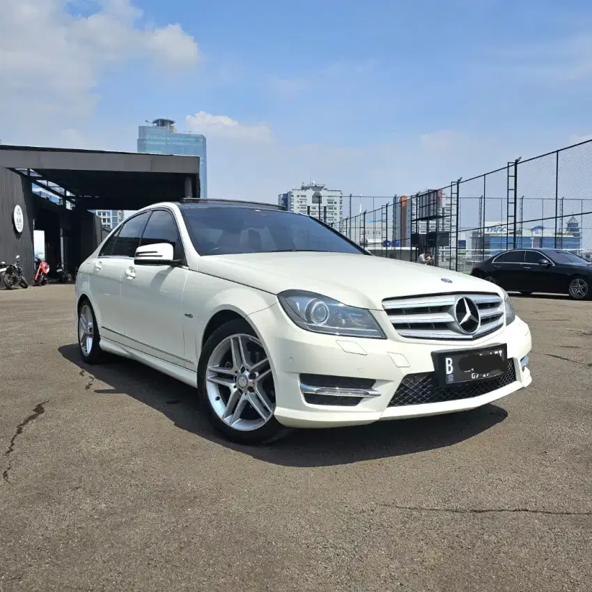 KM 40 RB, C250 1.8 CGI 2012 Putih C 250
