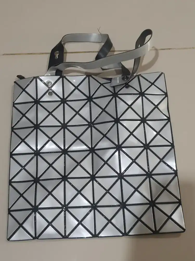 Tas keren silver metalik wanita