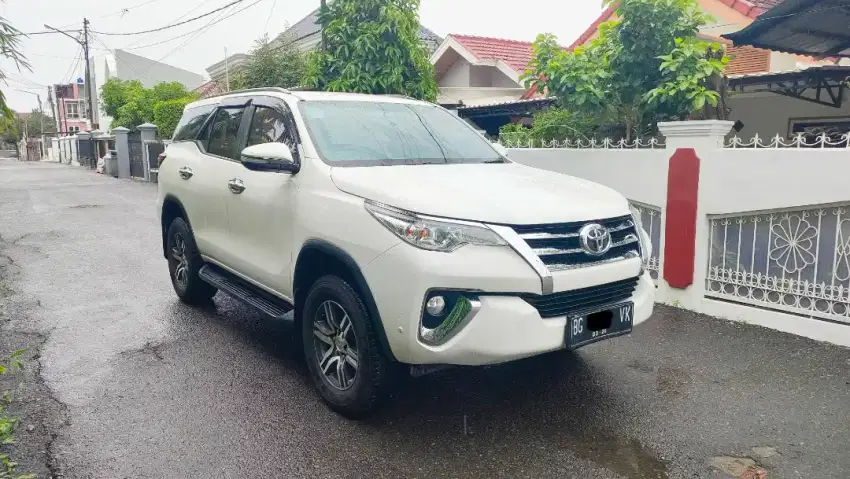 Toyota New Fortuner 2,4 G M/T 2016