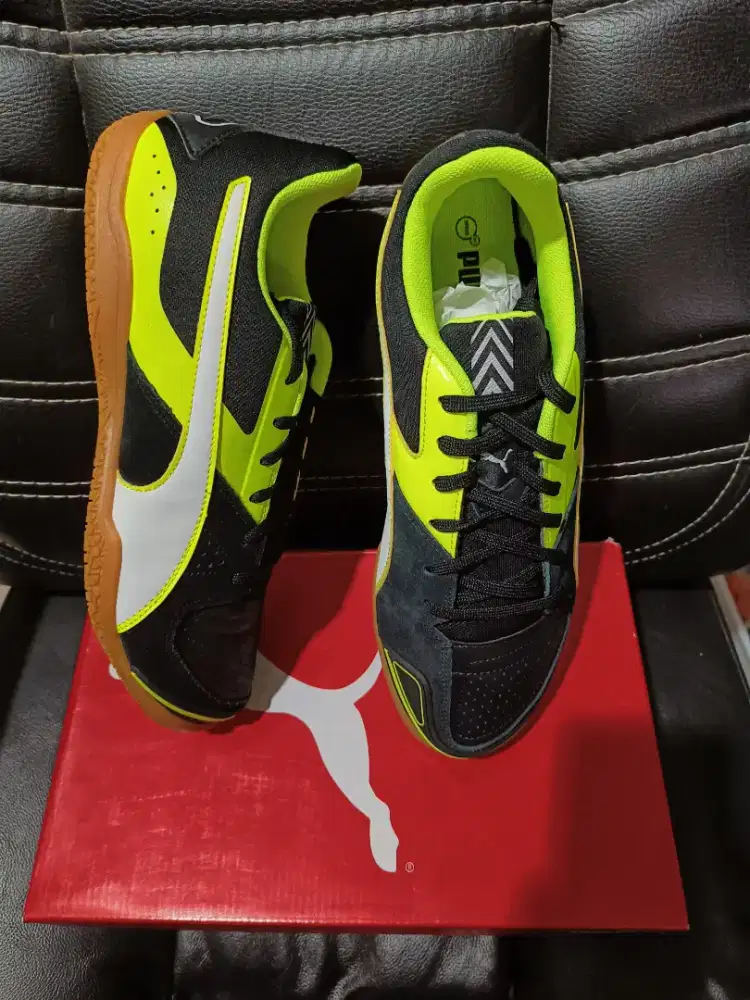 Sepatu Futsal Puma Invicto Sala Original Like Joma Top Flex Top Sala