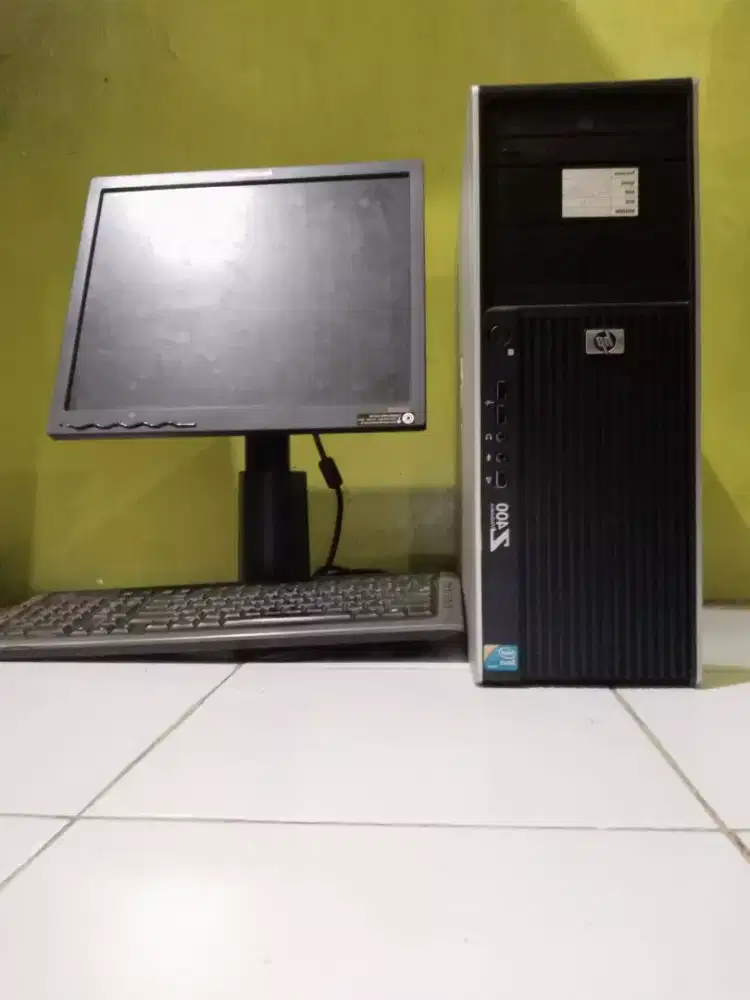 HP Z400 WORK STATION