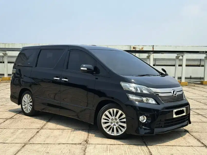 Toyota Vellfire Z Audioless 2013 Low KM 106RB