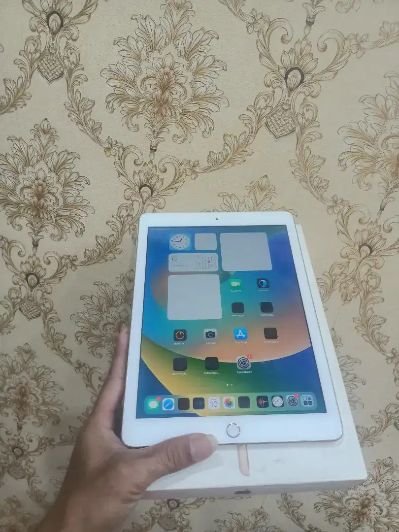 iPad gen 5 wifi only internal 32 normal semua  msh original semua lkp