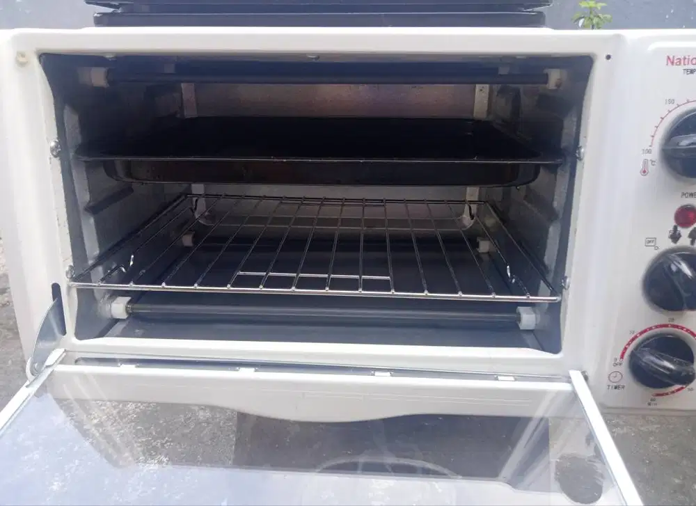 Oven National Omega Roaster api atas bawah