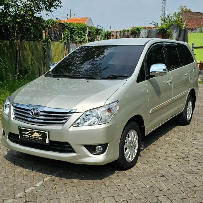 Toyota Kijang Innova G At 2.0 bensin 2013