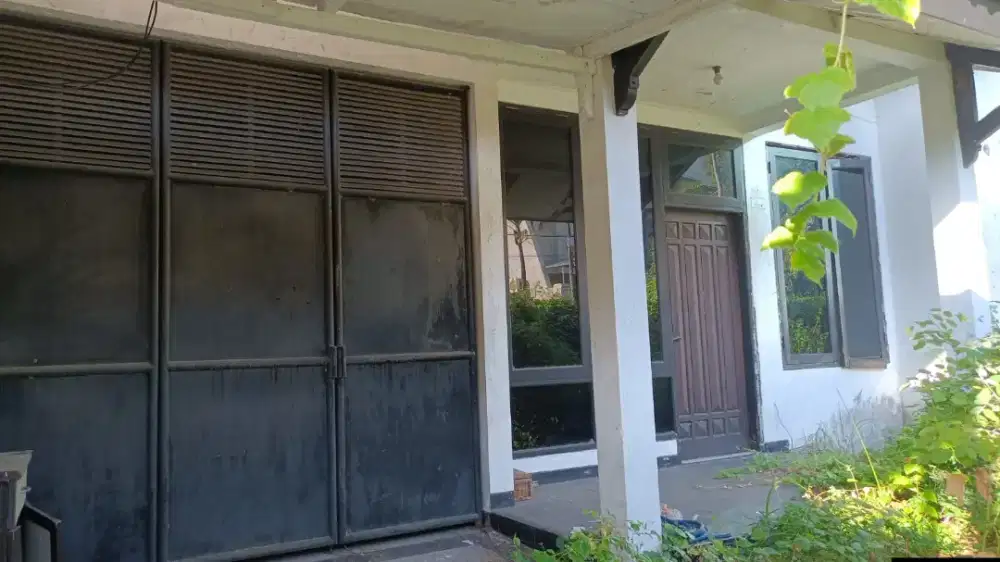Dijual Rumah' hitung tanah Manyar kertoadi,dkt Kertajaya,araya,klampis