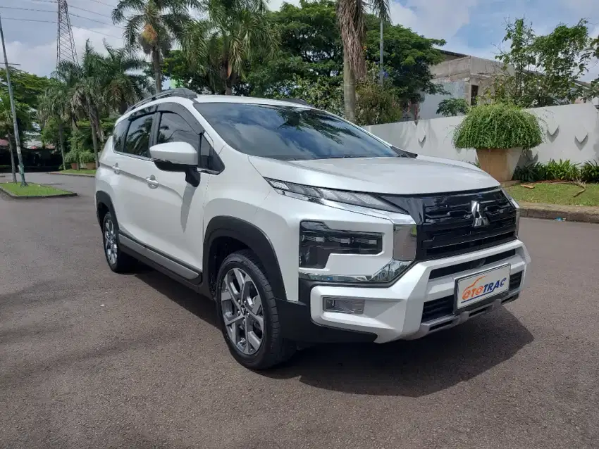 Mitsubishi Xpander Cross Premium A/T 2023