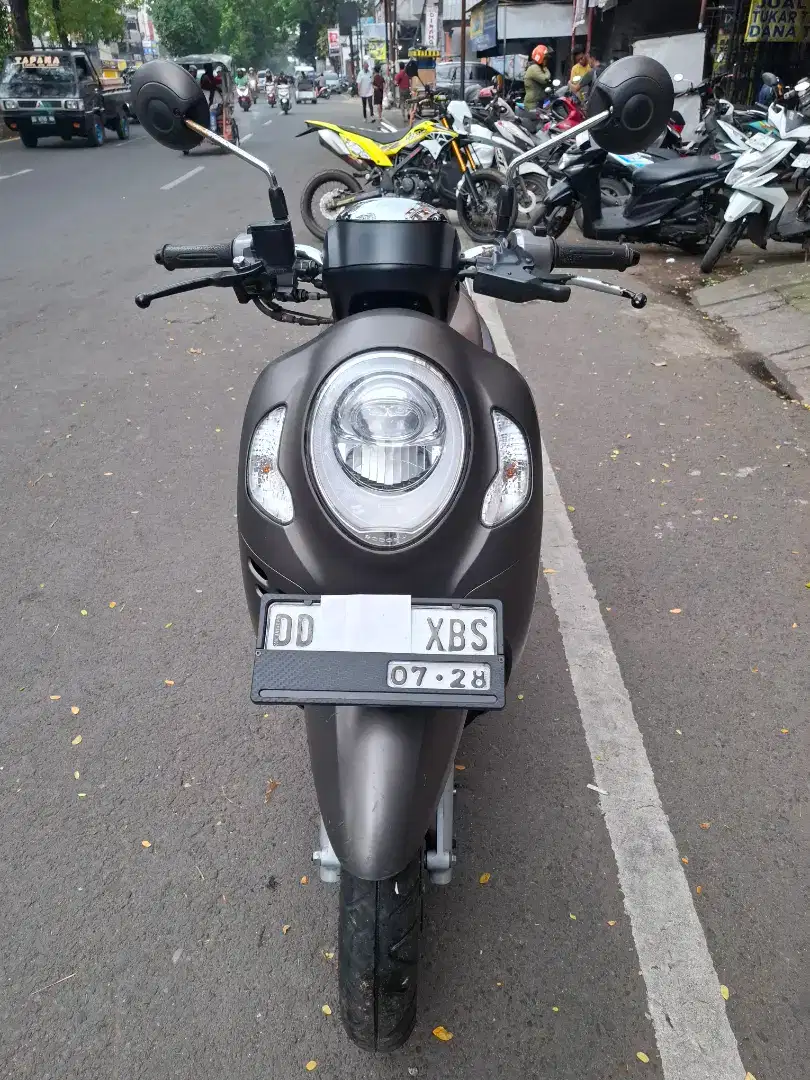 Honda Scoopy 110cc 2023 Cokelat