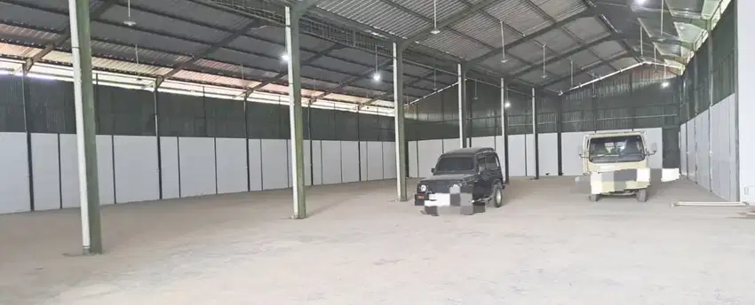 Sewa gudang luas 2500 m2 LB 1000 m2 di Jalan Raya Cileungsi Bogor